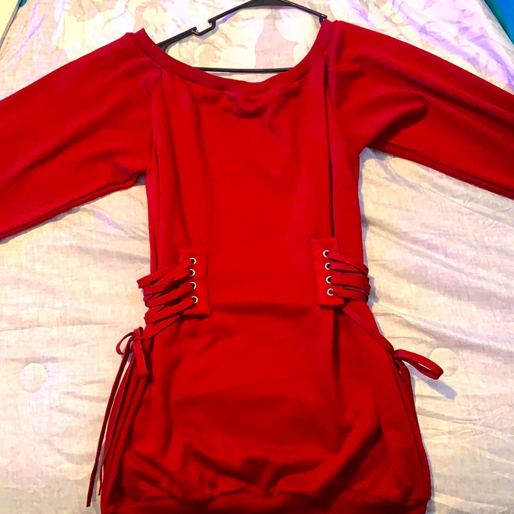 Burgundy corset dress, photo from fashion nova attached. Brand new